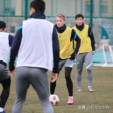 冲冲军团无限金币无限钻石,畅玩游戏尽享无限财富和资源的快乐生活