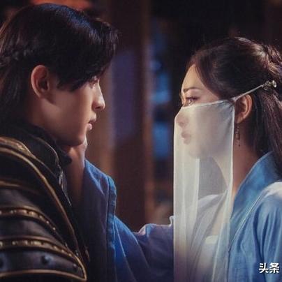 (神界乱斗红包版是真的吗)神界乱斗游戏:踏入异次元,体验无尽挑战与荣耀的巅峰对决