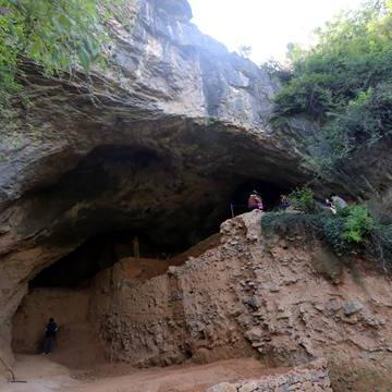 (遗址属于什么文化)遗址究竟是古代文明的遗迹还是实物文物呢?